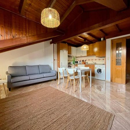 La Santina Y Su Balcon Leilighet Avilés Eksteriør bilde