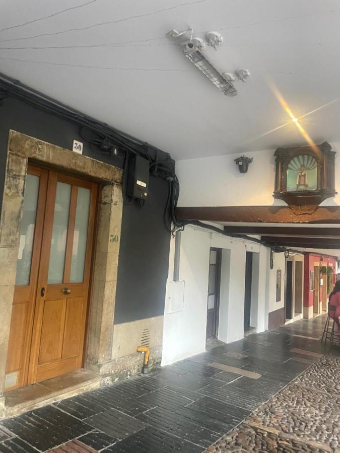 La Santina Y Su Balcon Leilighet Avilés Eksteriør bilde
